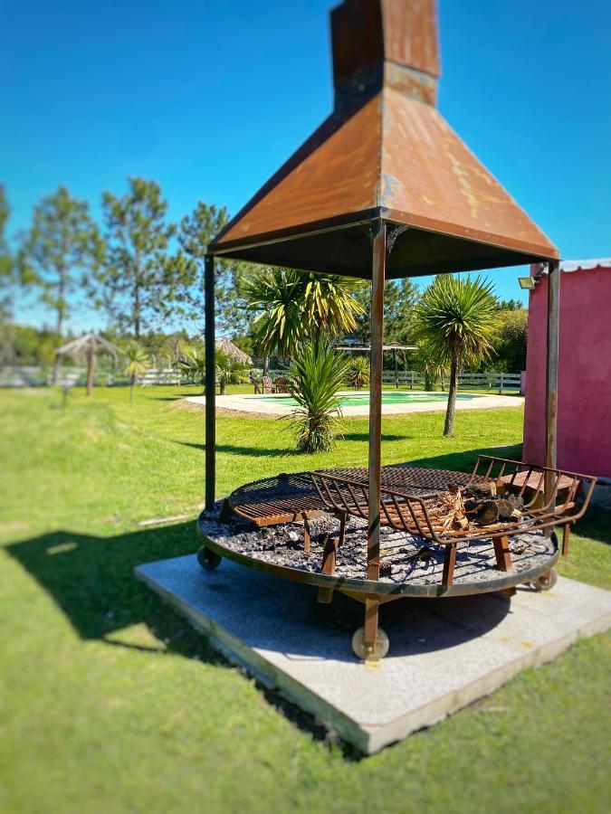Casa De Campo Lo De Fatsia コロニア・デル・サクラメント エクステリア 写真