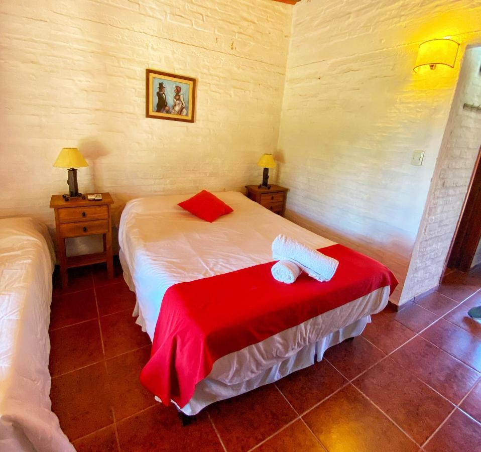 Casa De Campo Lo De Fatsia コロニア・デル・サクラメント エクステリア 写真