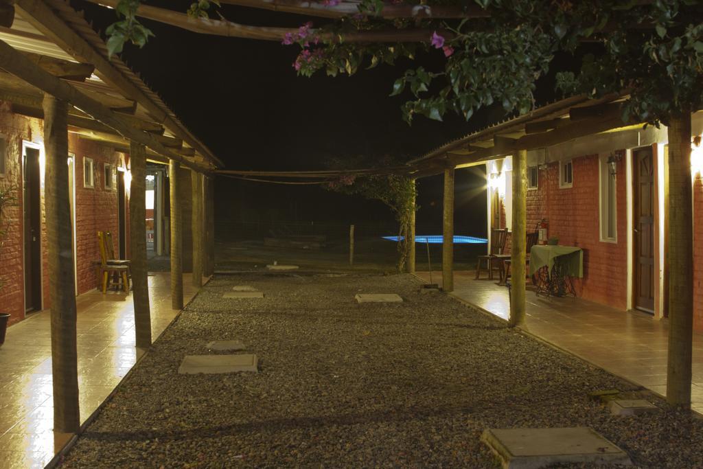 Casa De Campo Lo De Fatsia コロニア・デル・サクラメント エクステリア 写真